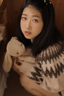 短篇超级YIN荡银行女职员未删减版